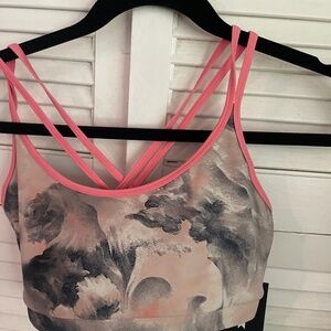 Four lap sports bra